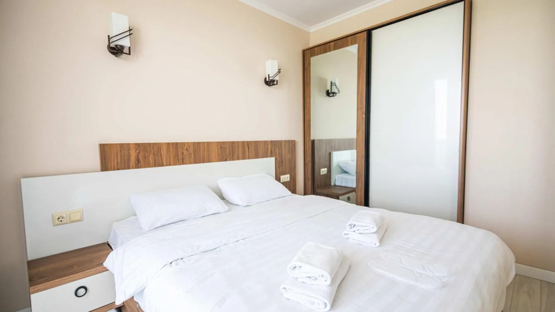 Charming 1Br Apartn In Orbi Beach-By Wehost Batum Daire